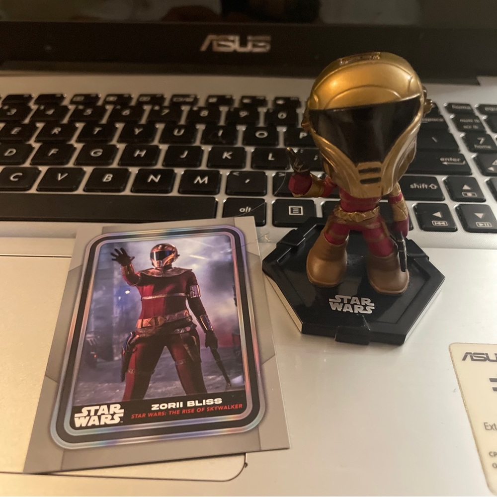 Star Wars The Rise Of Skywalker Funko Mystery Mini And Topps Card Zorii Bliss